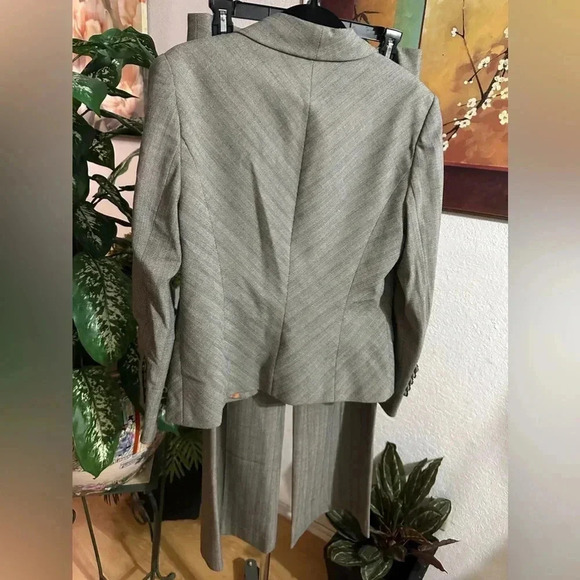 Classiques Entier pantsuits (2pcs)blazer size 12/ pants size 6 - Picture 5 of 15